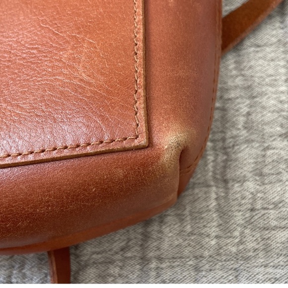 Madewell The Small Transport Leather Crossbody Bag - Picture 5 of 9